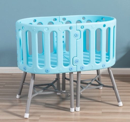 Little Mom Patut multifunctional pentru copii 3 in 1 Blue cu 3 configuratii distincte cadru din otel picioruse de balansare Roti aditionale Plasa de tantari si Salteluta cu fibra de cocos inclusa 92 x 55 x 79 cm