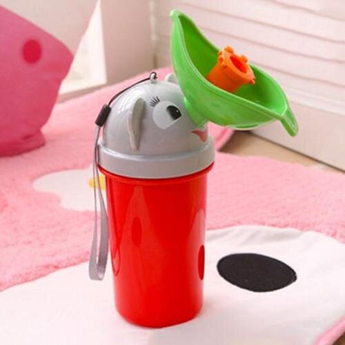 Little Mom Pisoar Pee Trainer Red pentru fetite portabil cu sistem anticurgere capacitate maxima 500 ml