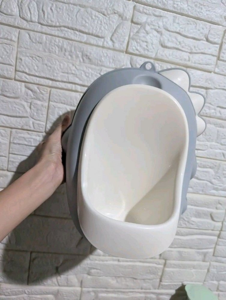 Little Mom Pisoar pentru baieti Grey Dino cu vas colector detasabil design ergonomic si suspendabil dimensiune 30 x 26 cm