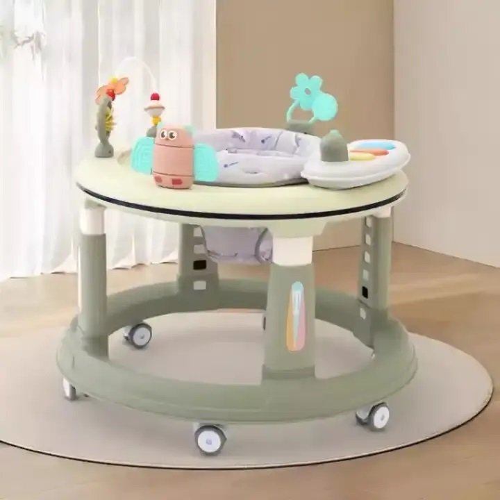 Little Mom Premergator bebelusi Activity Green pliabil educational cu panou interactiv sezut rotativ 360 grade roti pivotante silentioase dimensiune 68 x 68 x 50 cm