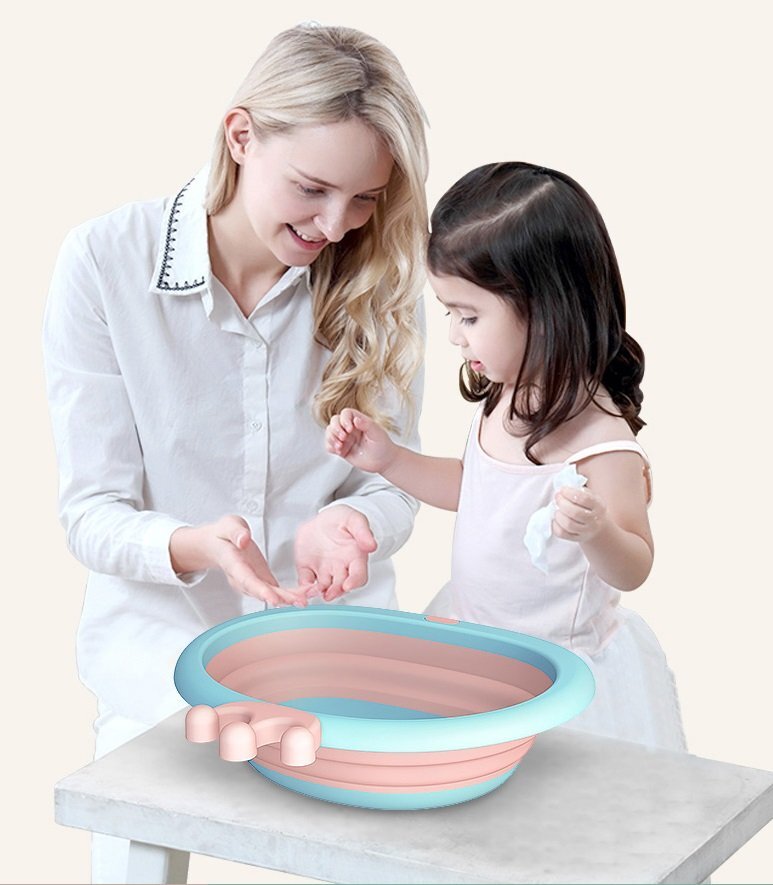 Little Mom Recipient pentru clatit Royal Pink pliabil margini rotunjite fara BPA capacitate 4.2 litri