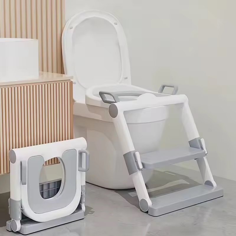 Little Mom Reductor toaleta WhiteGrey pliabil cu scara colac moale din spuma protectie antistropire reglabil pe inaltime manere si suport lat pentru picioare