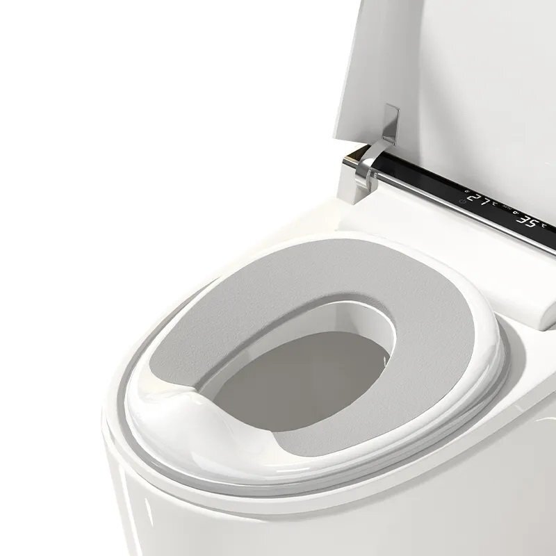 Little Mom Reductor WC pentru copii Pink design ergonomic antiderapant cu suport de agatare compatibilitate universala pentru copii cu varsta pana la 7 ani protectie impotriva stropilor