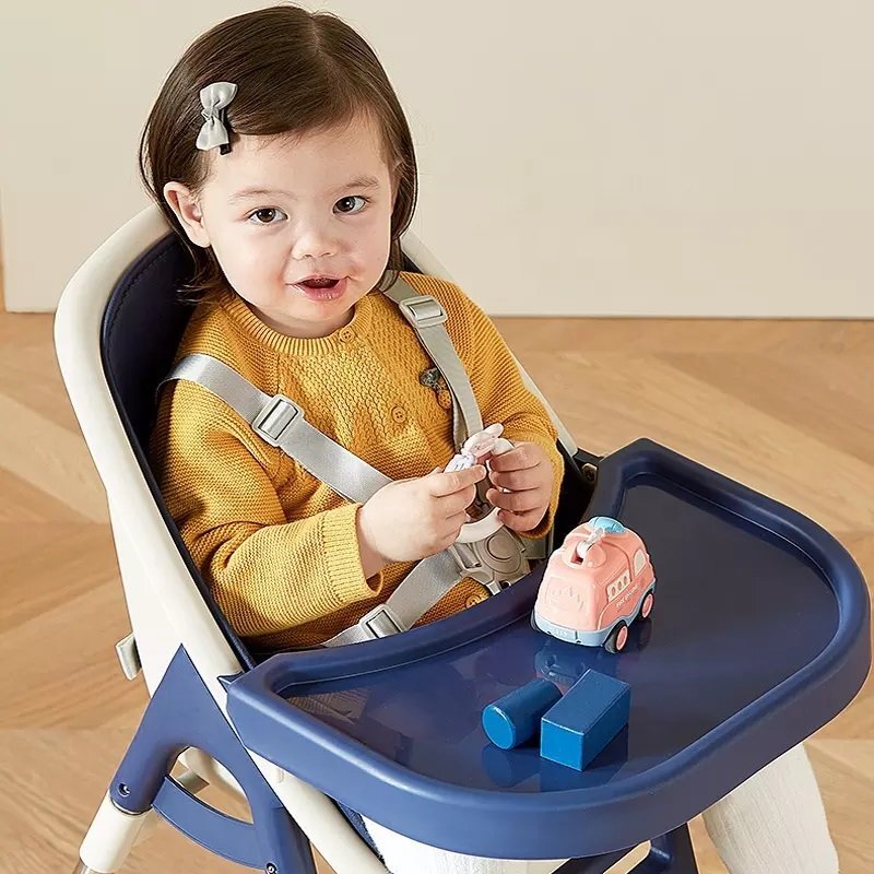 Little Mom Scaun de masa 2 in 1 Grass Navy portabil cu husa detasabila suport picioare centura siguranta reglabil pe inaltime