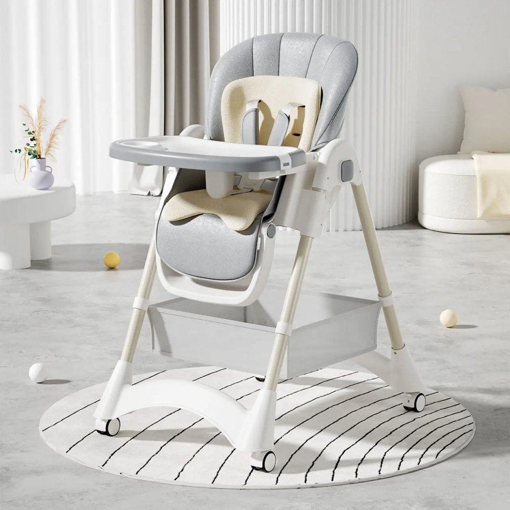 Little Mom Scaun de masa pliabil pentru bebelusi Grey cu reductor dublu varsta 6-36 luni spatar reglabil in 4 unghiuri distincte cu roti si cos pentru accesorii inaltime ajustabila centura de siguranta 5 Puncte