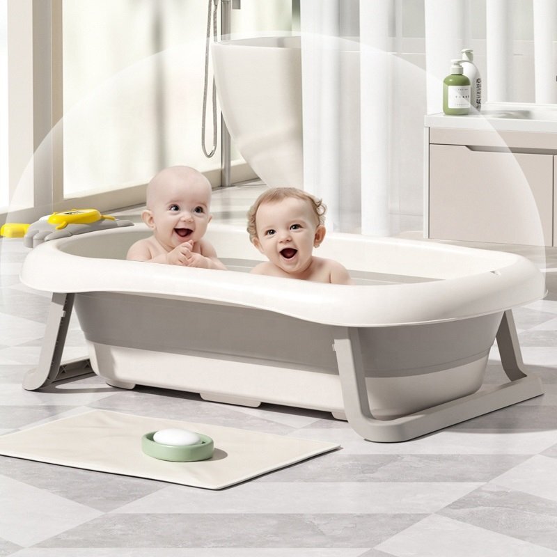 Little Mom Set Cadita pliabila pentru copii Giggletub Grey termometru cu display digital incorporat si hamac cu design ergonomic dimensiune 92 X 51 X 24 cm