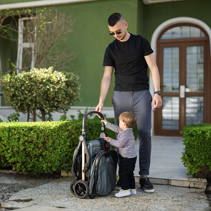 LORELLI Carucior pentru nou-nascut autofold Loret ultra-light pana la 22 kg Black Jasper
