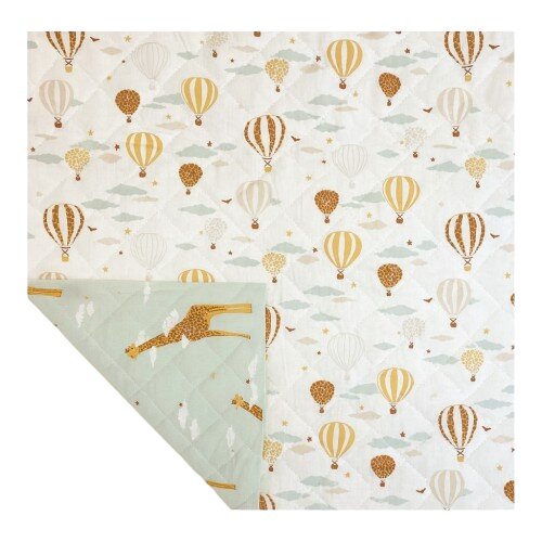 Magic kids Paturica handmade matlasata din bumbac premium cu fata dubla Giraffe Head in Clouds 135x100 cm