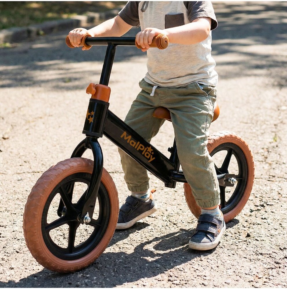 MalPlay Bicicleta de echilibru fara pedale cu Ghidonul si Saua ergonomica reglabile in inaltime roti de 12 inch din spuma EVA si manere anti-alunecare BlackBrown