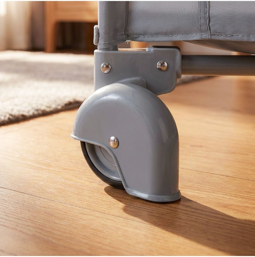 MalPlay Patut de calatorie pentru copii cu doua nivele laterala culisanta salteluta plasa de ventilatie roti usa cu fermoar si geanta de transport inclusa dimensiune 60 x 120 cm Gri