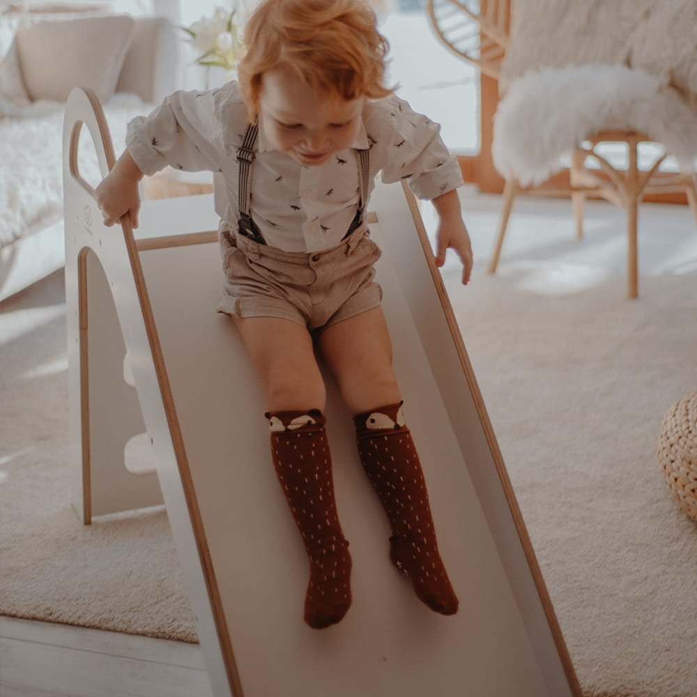 MeowBaby® Tobogan din lemn pentru copii triunghi de catarare tip Pikler Montessori alb MeowBaby
