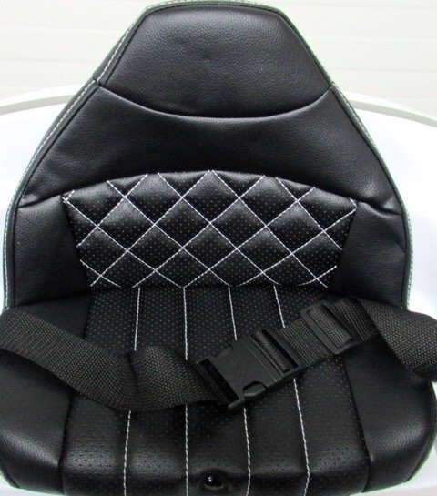 MERCEDES-BENZ Masinuta electrica pentru copii Mercedes AMG GLC Coupe Rosu cu telecomanda 4x4 roti EVA varsta 1-4.5 ani 105x67x46 cm putere 180W