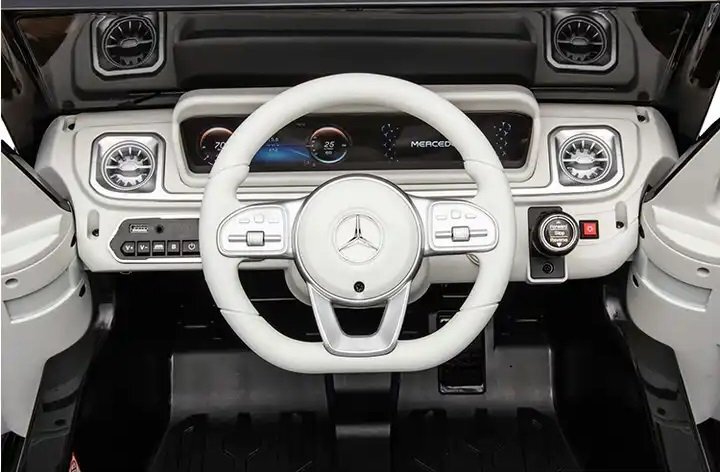 MERCEDES-BENZ Masinuta electrica pentru copii Mercedes Benz EQG White 110w cu echipare premiumacumulator 12V9Ahroti evascaun piele perforatatelecomanda 2.4Gdeschidere usilumini ledbaterie detasabilaoglinzi retrovizoare cu lumini