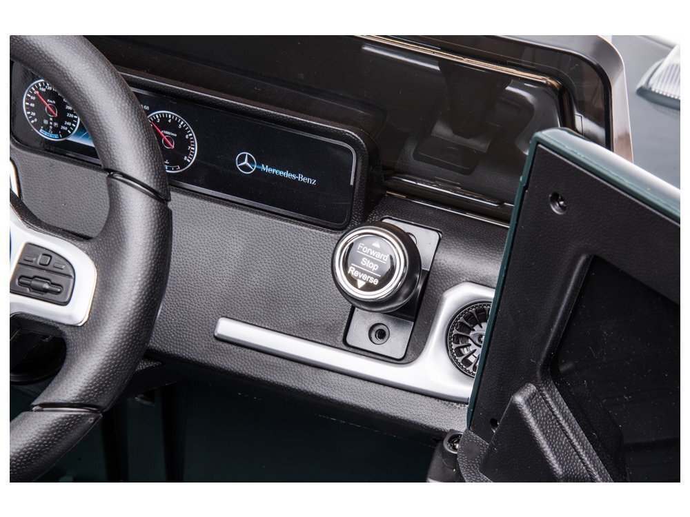MERCEDES-BENZ Masinuta electrica pentru copii Mercedes G500 green 12V pornire la buton motorizare 2x45W usb mp3 radio fm faruri led