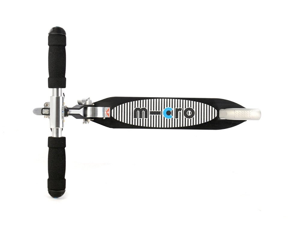 MICRO Trotineta Sprite Black Stripe pliabila ghidon telescopic platforma din aluminiu roti PU greutate 2.8 kg suporta 100 kg