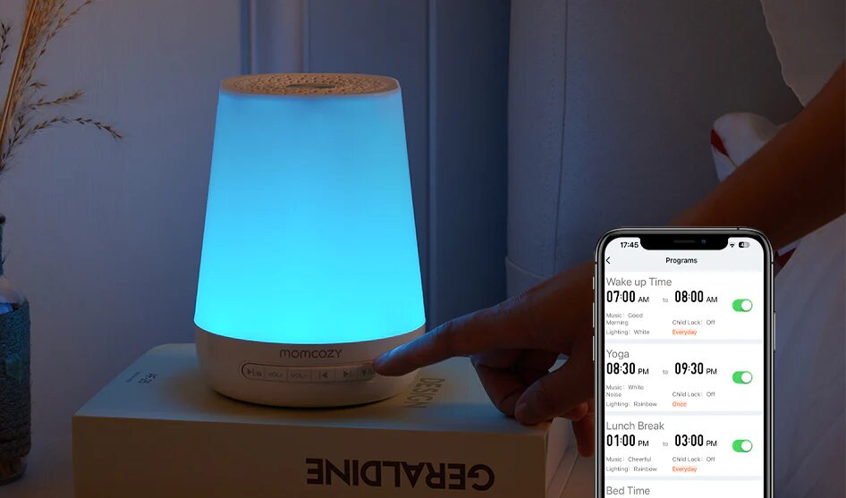 Momcozy Lampa de veghe si aparat cu sunete White noise Baby