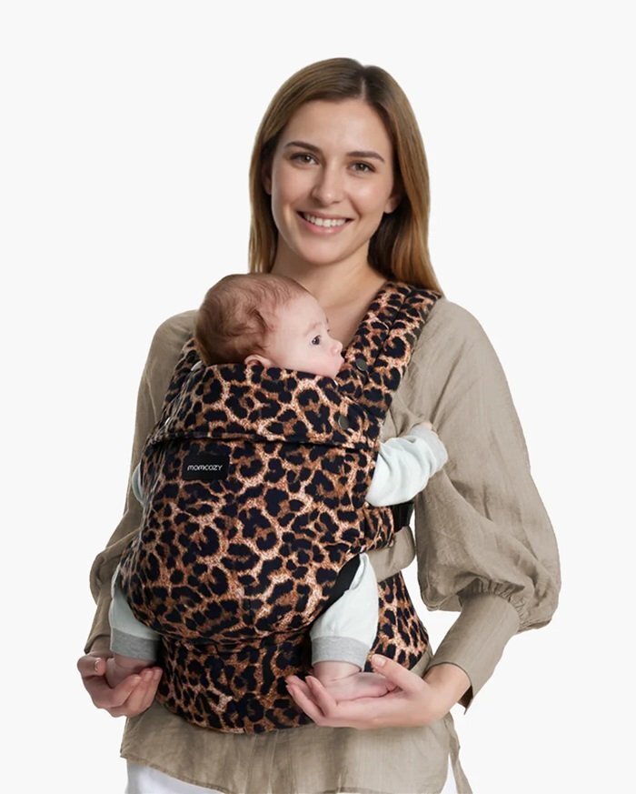 Momcozy Marsupiu ergonomic si usor PureHug Cozy Leopard animal print