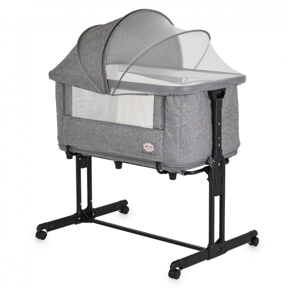 MONI Patut pentru bebelusi 2in1 Baby Crib Gri Melange cu laterala culisantaTransformabil in tarc5 nivele de reglare inaltimeRoti cu franaCapotina cu plasa de insecteCurele pentru fixare pat parinteSaltea inclusa