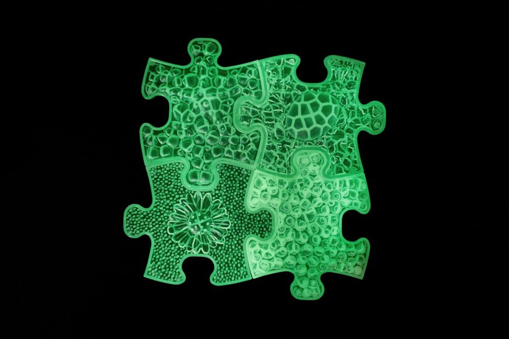 Muffik Covoras ortopedic senzorial puzzle set fluorescent straluceste in intuneric