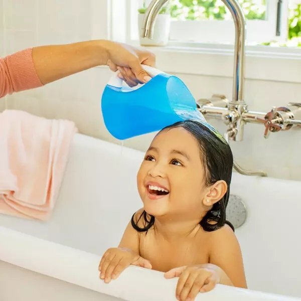 Munchkin Recipient clatire sampon Rinse 6L+ blue