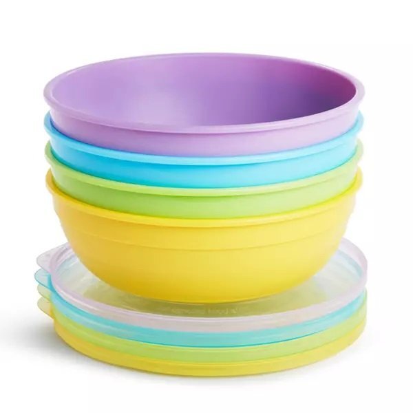 Munchkin Set de masa Love-A-Bowls 4 boluri cu capac + 2 lingurite 4L+