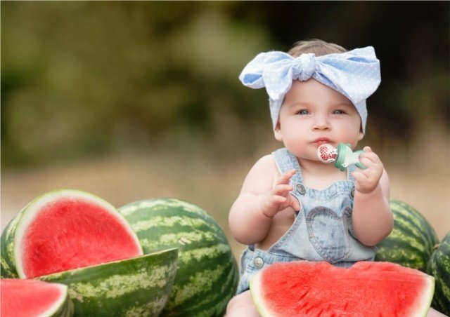 Neno Suzeta pentru fructe cu 3 tetine incluse Frutta
