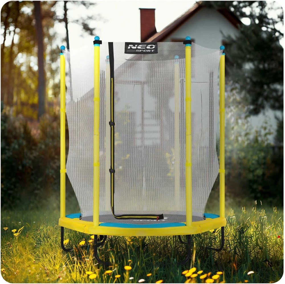 Neo Sport Trambulina de gradina pentru copii 140 cm 4.5ft Neo-Sport GalbenPlasa exterioara Stalpi metalici cu protectie din burete Intrare cu fermoar si catarama Covoras impermeabil flexibil