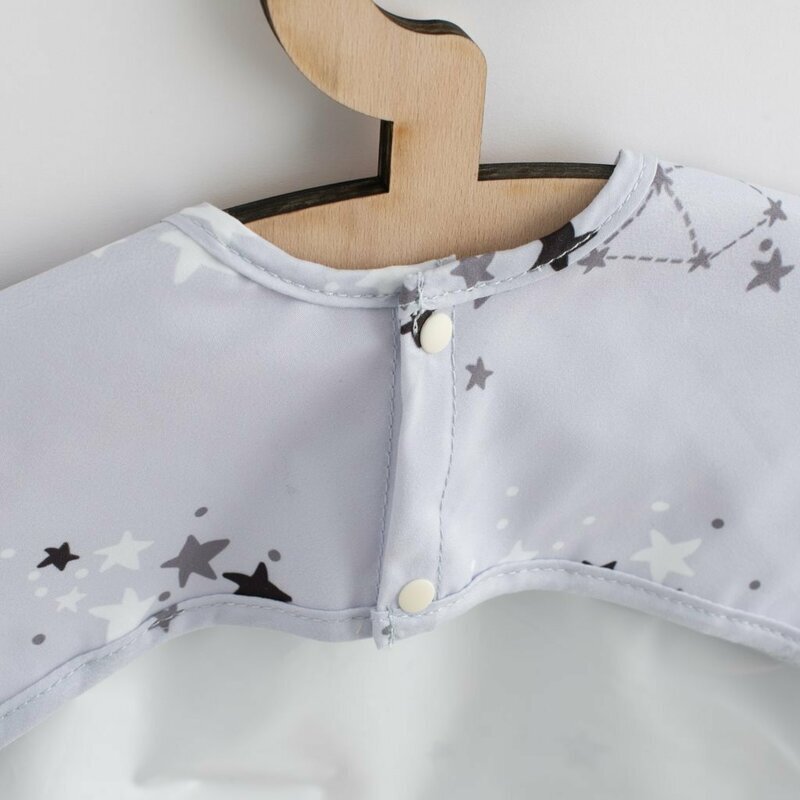 New Baby Baveta impermeabila cu maneci Stars 45x36 cm