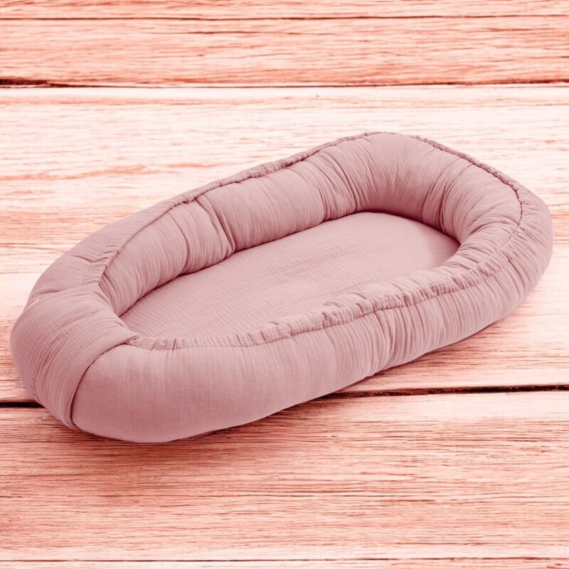 New Baby Cosulet bebelus Baby Nest 80 x 50 cm din muselina pink