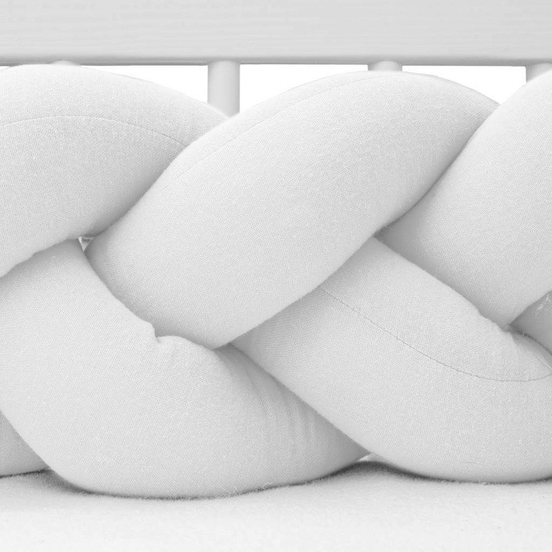 New Baby Protectie laterala pentru patut tip bumper impletit 210 cm White