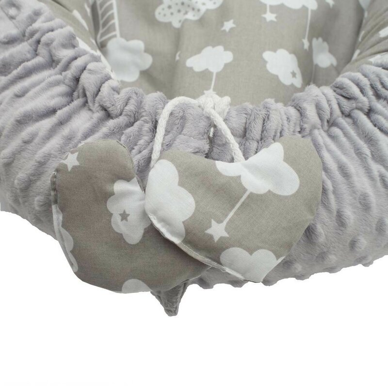 New Baby Set 3 piese Luxury Baby Nest cu doua fete cu paturica si pernuta in forma de inima Minky Heart Cloud