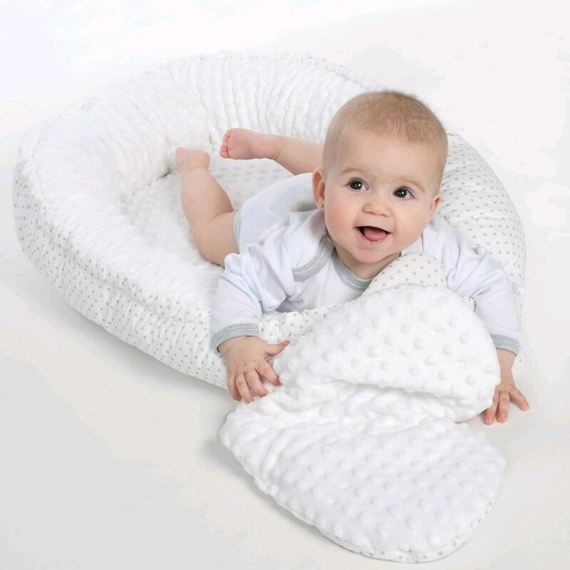 New Baby Set 3 piese Luxury Baby Nest cu paturica si pernuta in forma de inima Minky Bears Pink