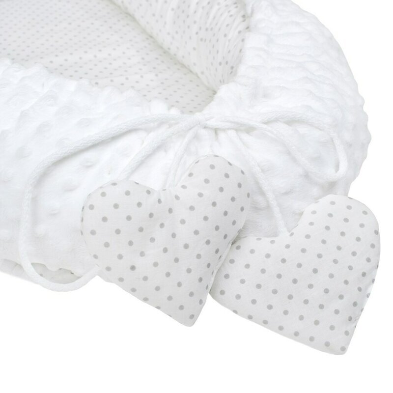 New Baby Set 3 piese Luxury Baby Nest cu paturica si pernuta in forma de inima Minky Heart White