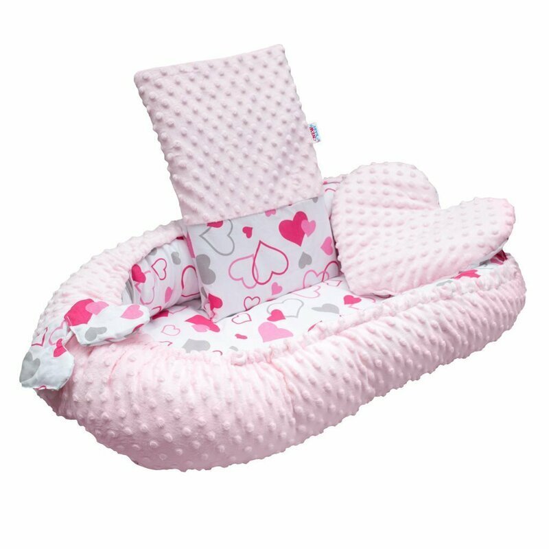 New Baby Set 3 piese Luxury Baby Nest cu paturica si pernuta in forma de inima Minky Hearts Pink