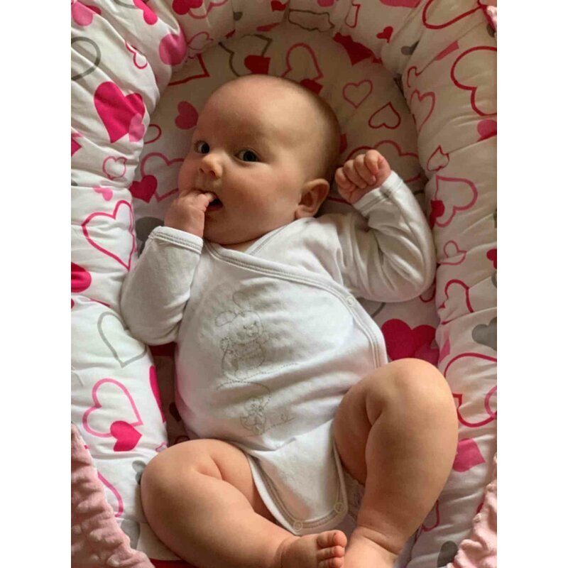 New Baby Set 3 piese Luxury Baby Nest cu paturica si pernuta in forma de inima Minky Hearts Pink