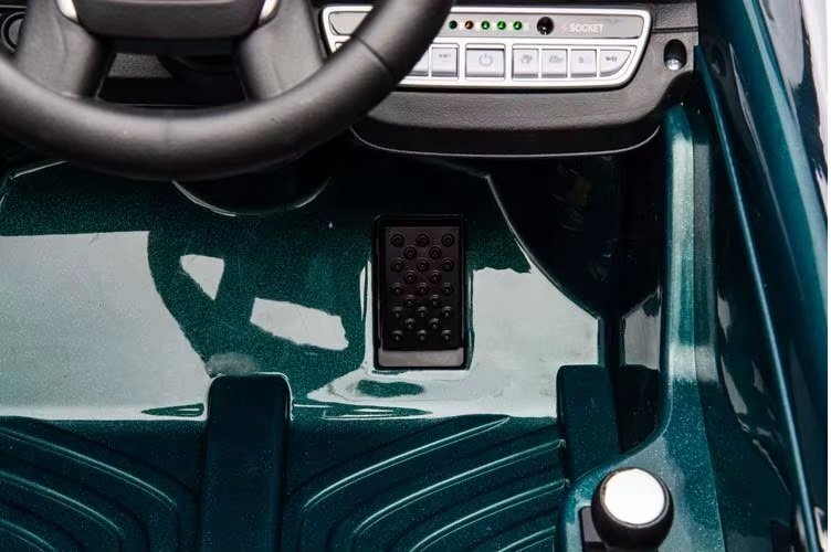 Nichiduta Masinuta electrica pentru copii Porsche RUF CTR3 Dark Green 70w cu licentaechipare premiumroti EVAscaun din pieleoglinzi retrovizoarelumini LEDmuzicabluetoothUSBsuspensiicod QR video asamblareafisaj baterieEleron