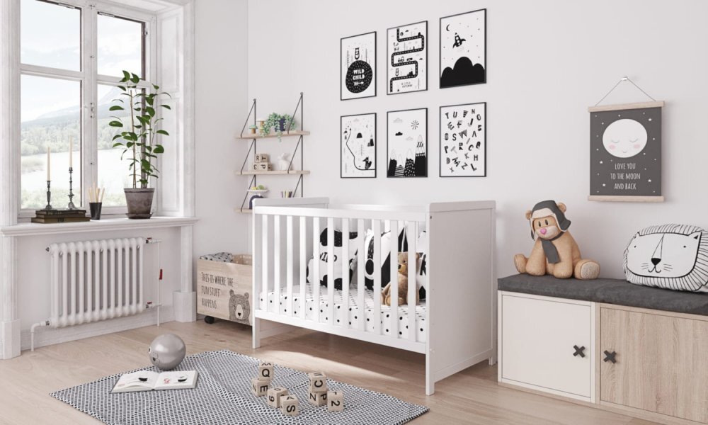 Nichiduta Set Patut din lemn 120x60 cm Lilia White cu margini rotunjite si somiera reglabila + Saltea cu husa detasabila din microfibra 12 cm grosime Cocos Comfort +