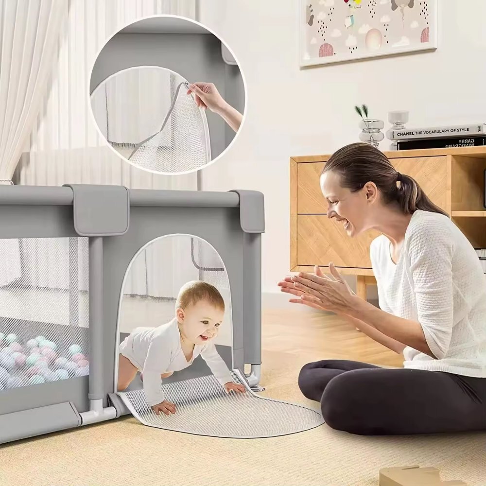 Nichiduta Tarc de joaca 120x120 cm Polar Grey cu cadru metalic pereti din plasa inaltime 65 cm acces cu fermoar covoras spuma cu doua fete 4 inele ajutatoare cu geanta de transport si 100 de bilute multicolore incluse