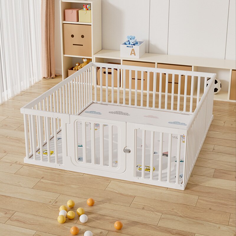 Nichiduta Tarc de joaca pentru copii Safe Play White 150 x 180 x 67cm cu poarta de siguranta covoras si 100 bile incluse