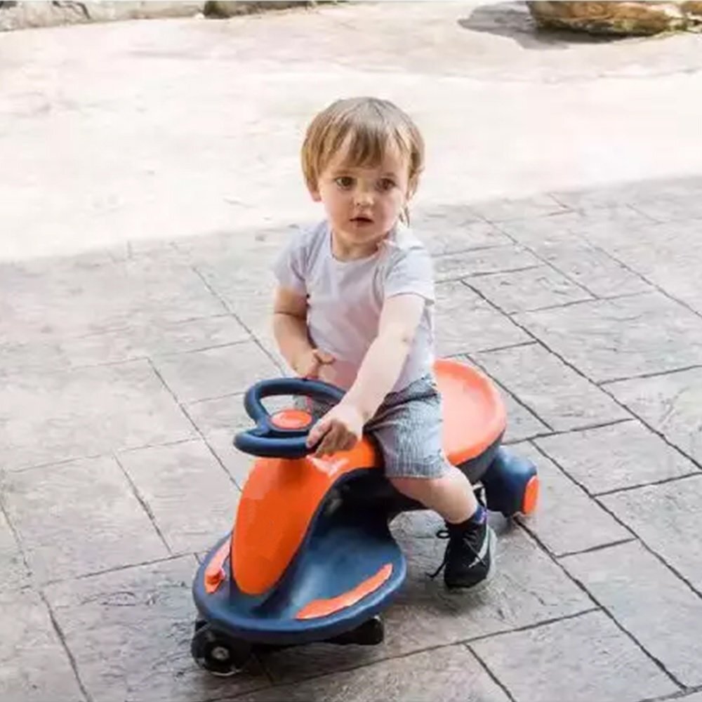 Nichiduta Vehicul electric tip PlasmaCar pentru copii design sportiv fara pedale volan ergonomic cu baterie reincarcabila de 6V4.5AH dimensiune 73 x 34.5 x 39 cm blue orange