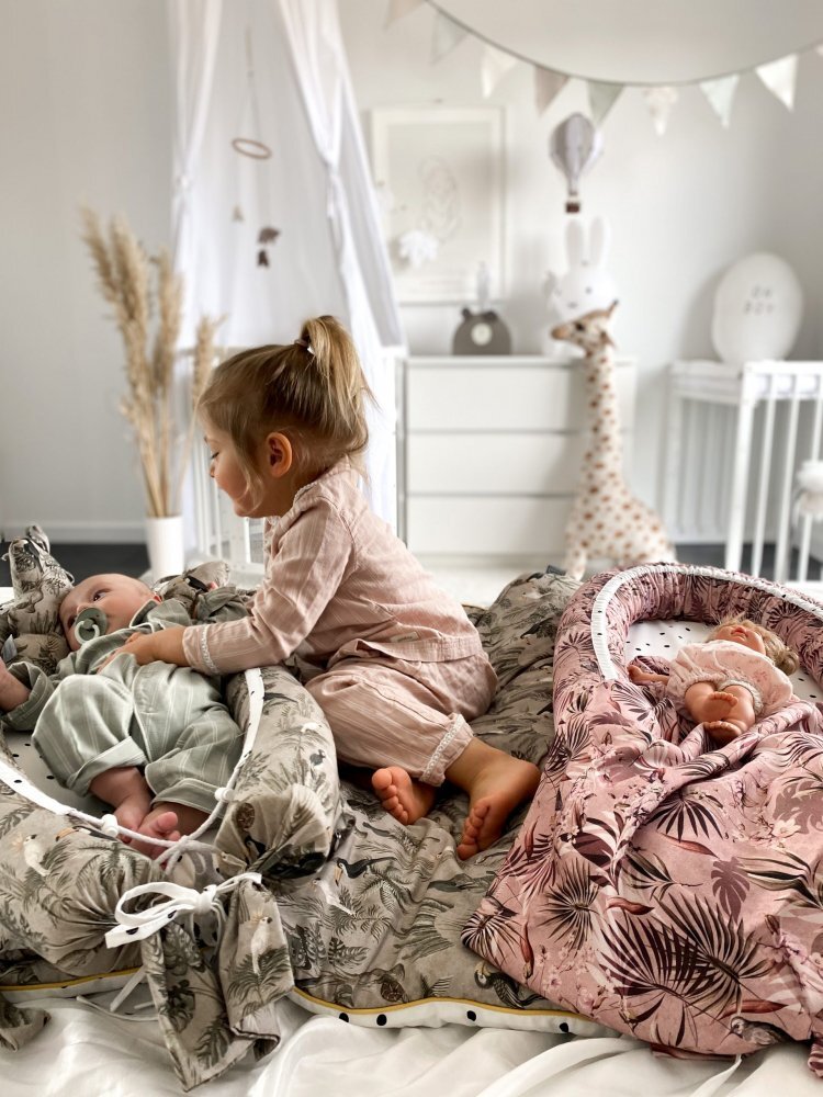 Nor Pufos Baby nest 2 fete din bumbac Jungle Pink Sleepee