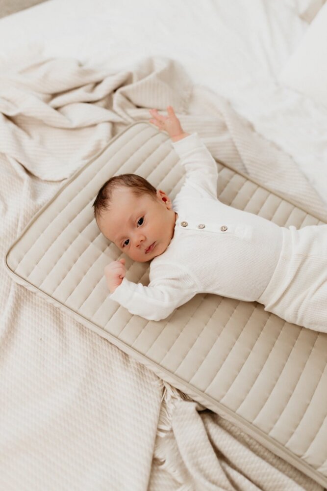 Nor Pufos Baby Nest modular cu arcada de jucarii 3 in 1 Sand Sleepee