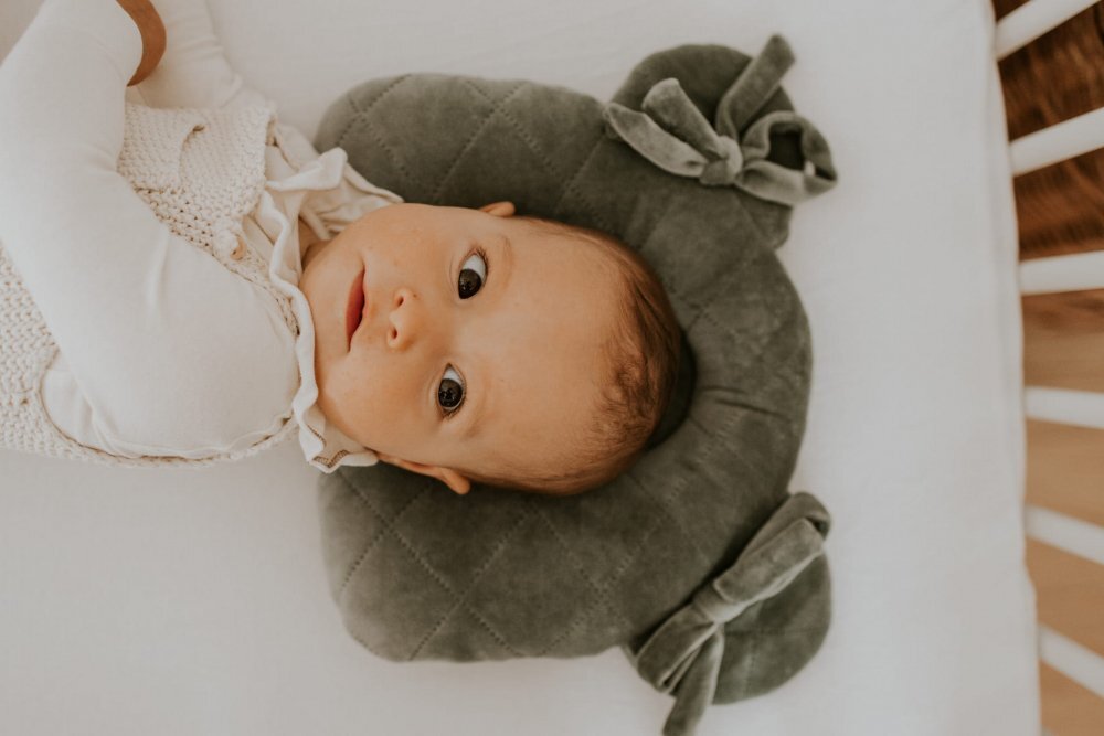 Nor Pufos Perna cu adancitura impotriva plagioencefalie Royal Baby gri Sleepee