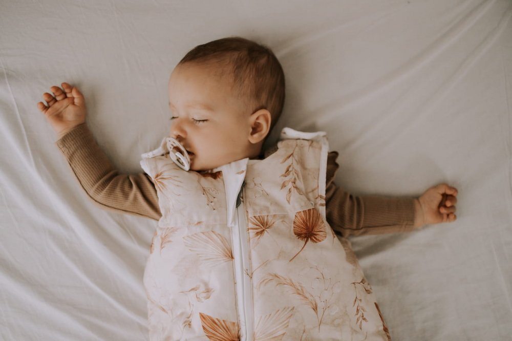 Nor Pufos Sac de dormit din bumbac 0-24 luni Grow with me Boho Sand Sleepee 25 tog