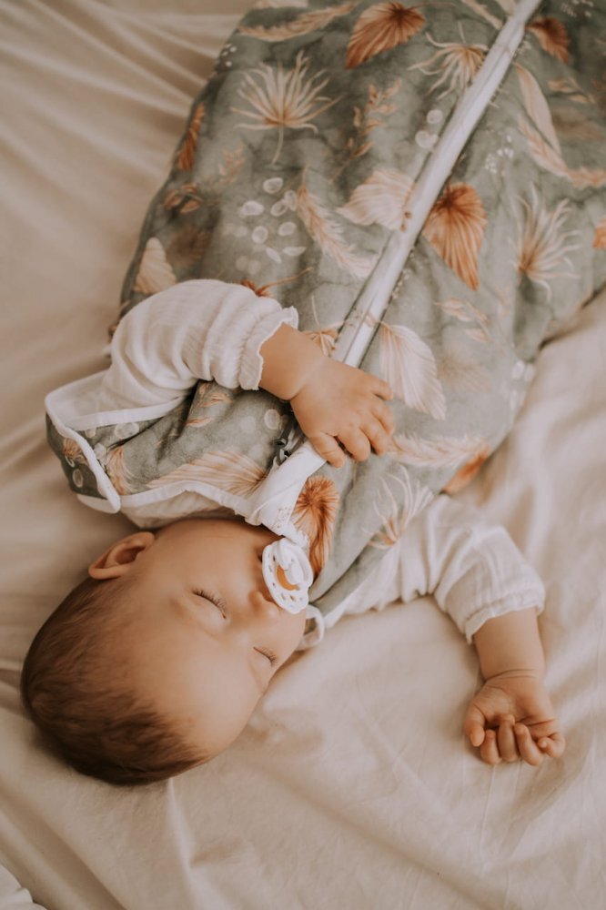 Nor Pufos Sac de dormit din bumbac 0-4 luni Newborn Boho Green Sleepee 25 tog