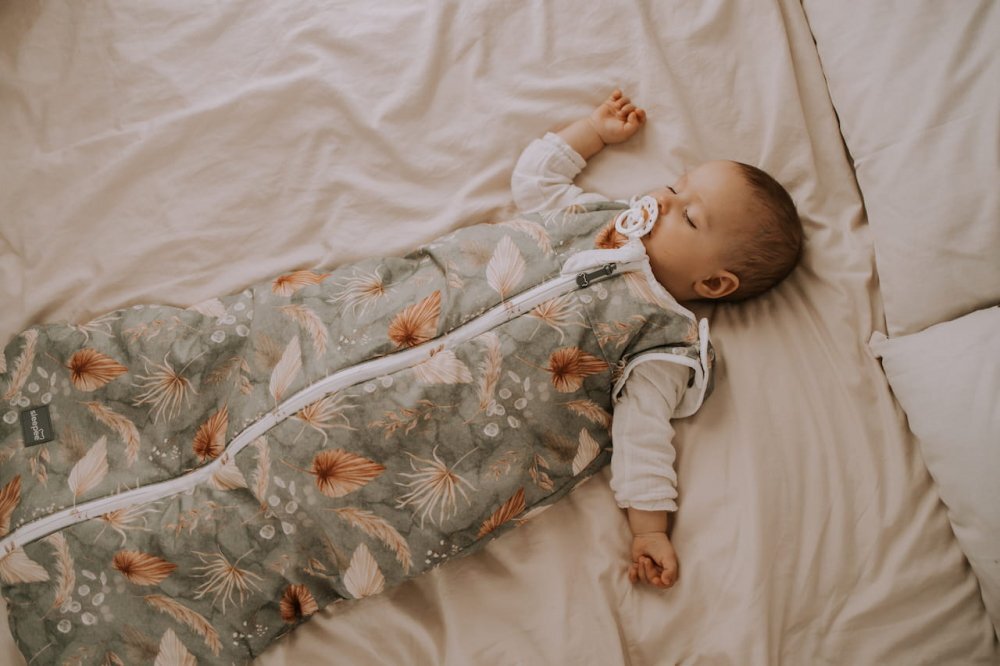 Nor Pufos Sac de dormit din bumbac 0-4 luni Newborn Boho Green Sleepee 25 tog