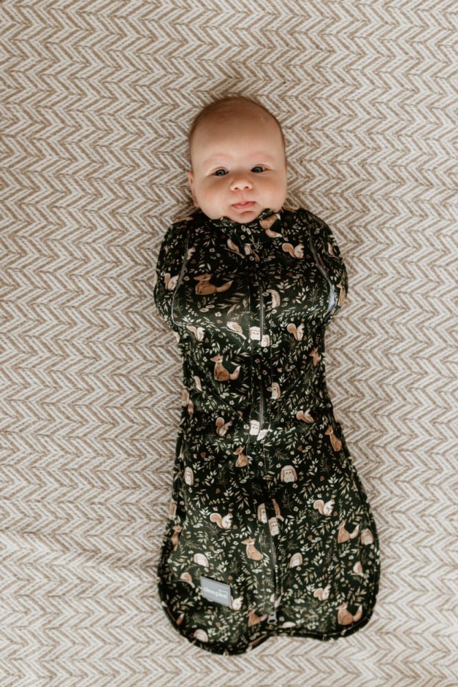 Nor Pufos Saculet Swaddle pentru infasat + Caciulita Second Step Forest Green Sleepee