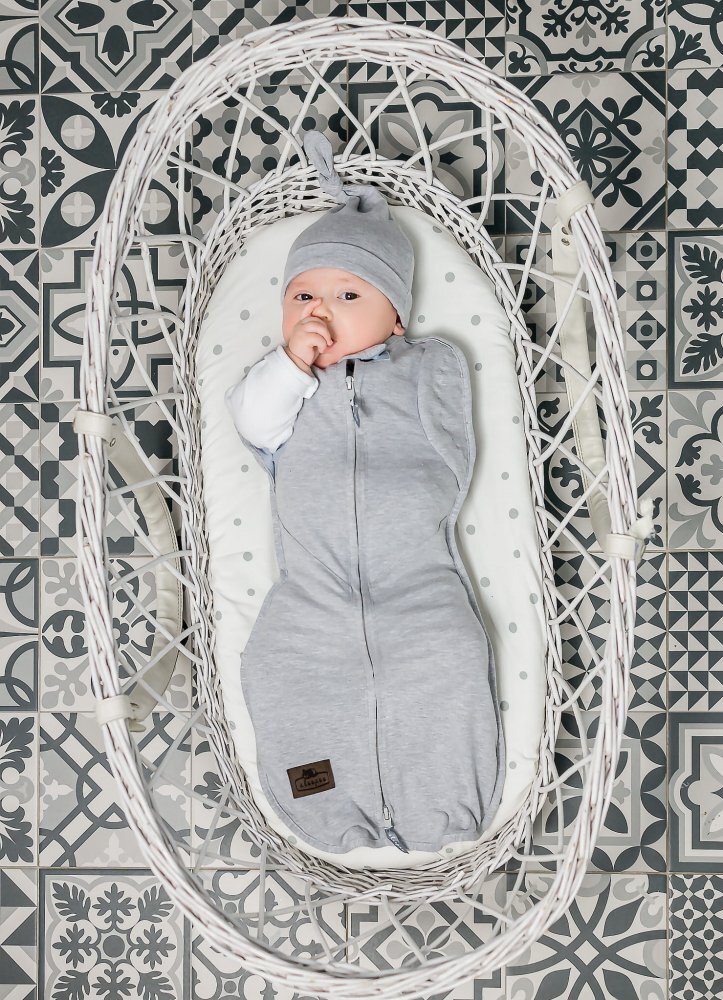 Nor Pufos Saculet swaddle pentru infasat din bumbac + caciulita Second Step gri deschis Sleepee