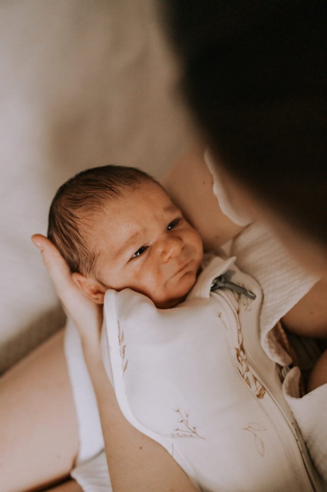 Nor Pufos Saculet Swaddle pentru infasat nou nascut + caciulita First Step Boho Sleepee