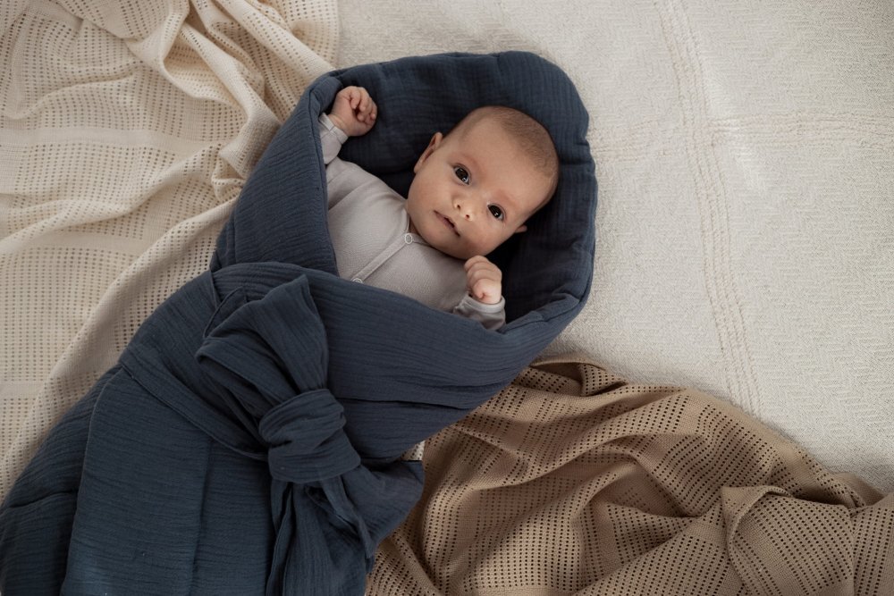 Nor Pufos Wrap Babyhorn pentru nou nascut Petrol Sleepee